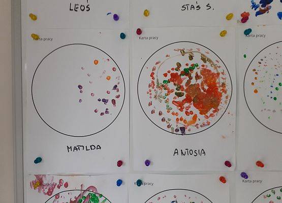 Grafika 3: Kropka - moja inspiracja. Prace plastyczne