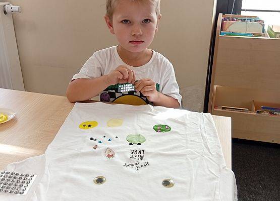 Grafika 9: DZIEŃ KROPKI