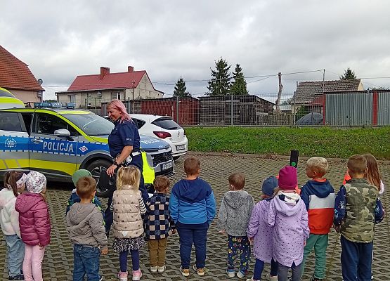 Grafika 1: GOŚĆ W PRZEDSZKOLU