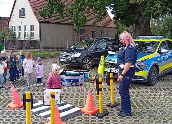 Grafika 5: GOŚĆ W PRZEDSZKOLU