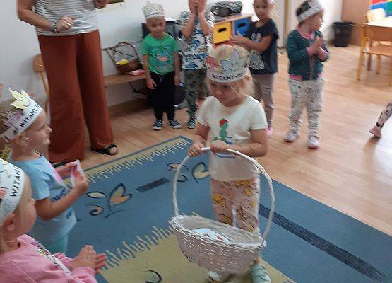 Grafika 6: Witamy Panią Jesień