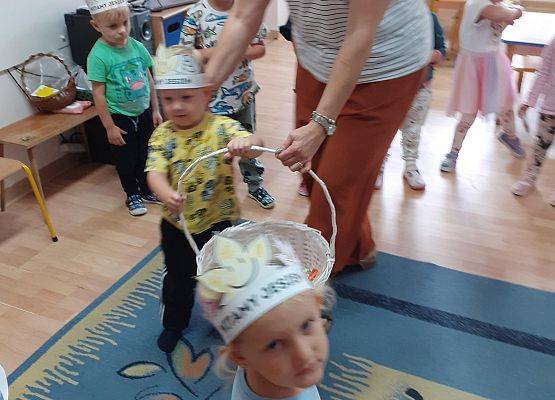 Grafika 10: Witamy Panią Jesień