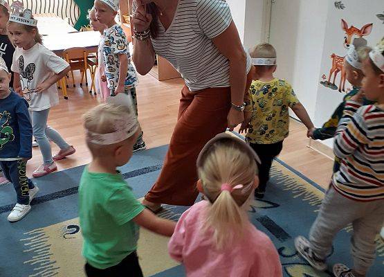 Grafika 15: Witamy Panią Jesień