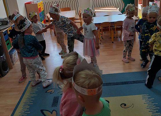 Grafika 23: Witamy Panią Jesień