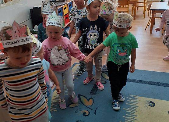 Grafika 24: Witamy Panią Jesień