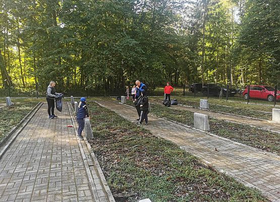 Porządki na Cmentarzu