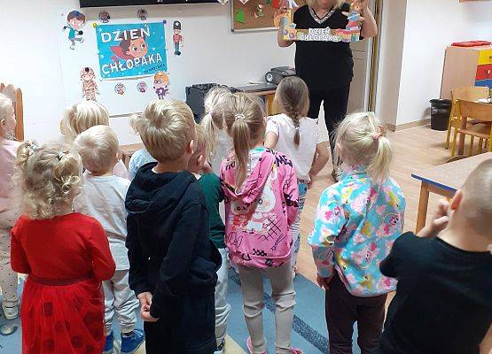 Grafika 6: 30 wrzesień - Dzień Chłopaka