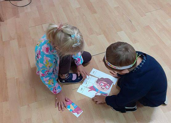 Grafika 15: 30 wrzesień - Dzień Chłopaka