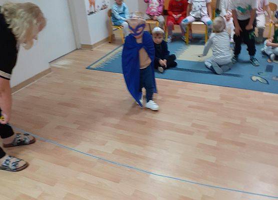 Grafika 40: 30 wrzesień - Dzień Chłopaka