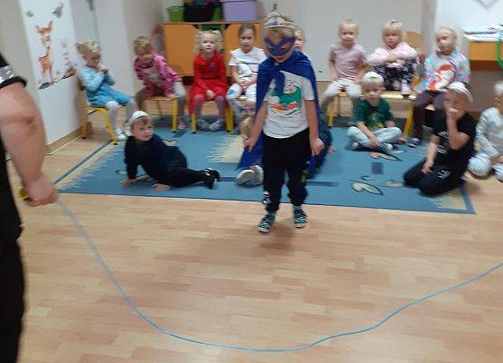 Grafika 42: 30 wrzesień - Dzień Chłopaka