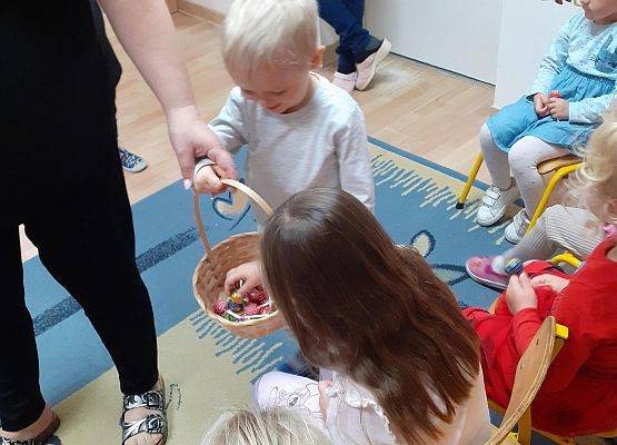 Grafika 87: 30 wrzesień - Dzień Chłopaka