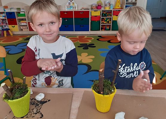 Grafika 7: ZAJĘCIA Z PANIĄ BASIĄ