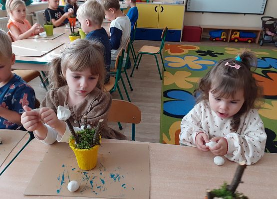 Grafika 8: ZAJĘCIA Z PANIĄ BASIĄ