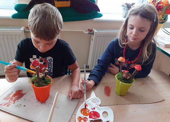 Grafika 15: ZAJĘCIA Z PANIĄ BASIĄ