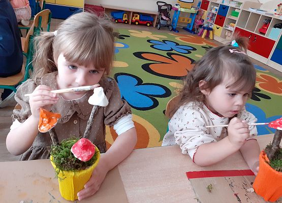 Grafika 19: ZAJĘCIA Z PANIĄ BASIĄ