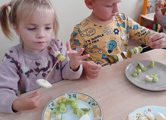 Grafika 8: SMACZNIE I ZDROWO