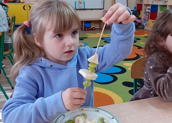 Grafika 10: SMACZNIE I ZDROWO