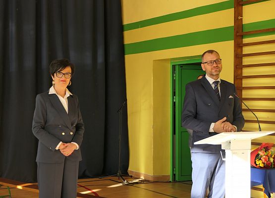 Grafika 3: Dzień Edukacji Narodowej