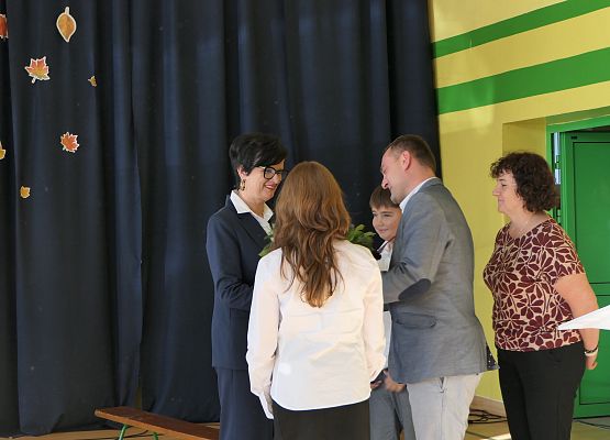 Grafika 16: Dzień Edukacji Narodowej