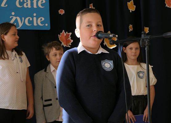 Grafika 18: Dzień Edukacji Narodowej