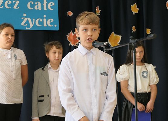 Grafika 25: Dzień Edukacji Narodowej