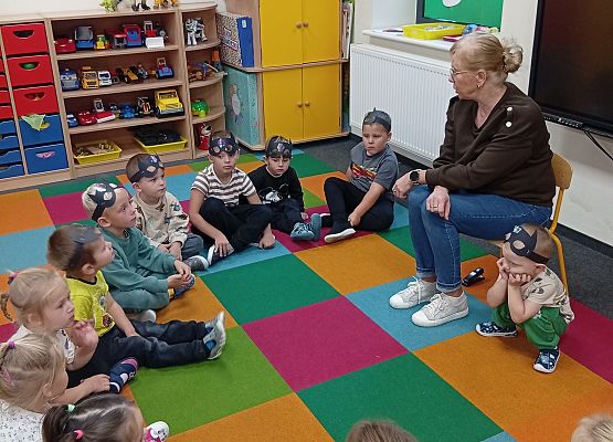 Grafika 3: DZIEŃ CHŁOPAKA