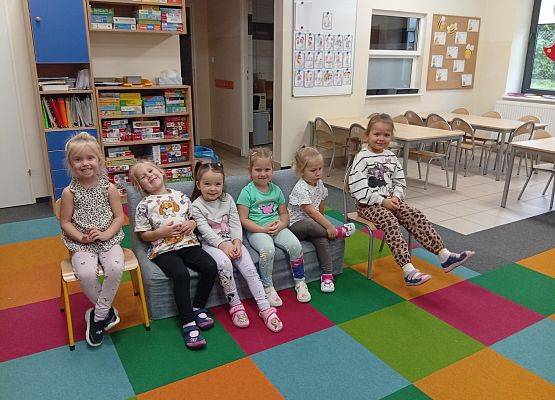 Grafika 6: DZIEŃ CHŁOPAKA