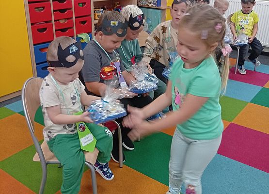 Grafika 20: DZIEŃ CHŁOPAKA