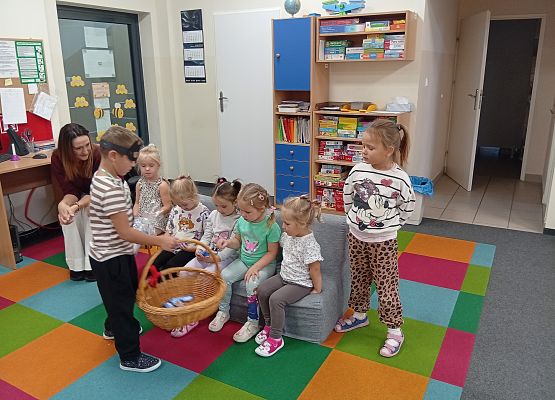 Grafika 21: DZIEŃ CHŁOPAKA