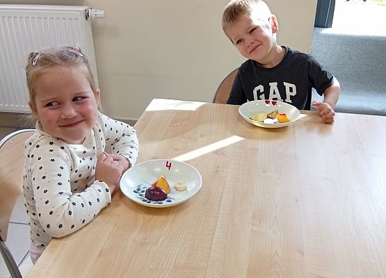 Grafika 21: DARY SADU I OGRODU