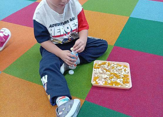 Grafika 3: INSTRUMENTY MUZYCZNE