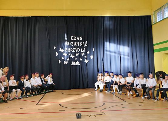 Uroczystość pasowania na ucznia klas 1 w Zespole Szkół w Garczegorzu - X 2025r.