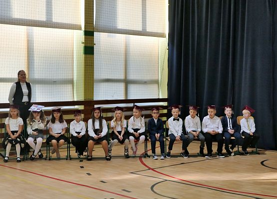 Uroczystość pasowania na ucznia klas 1 w Zespole Szkół w Garczegorzu - X 2025r.