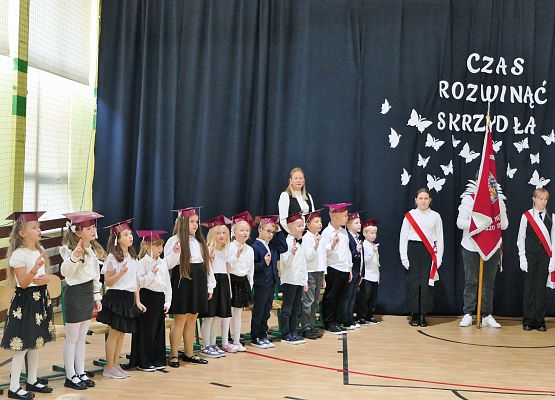 Uroczystość pasowania na ucznia klas 1 w Zespole Szkół w Garczegorzu - X 2025r.