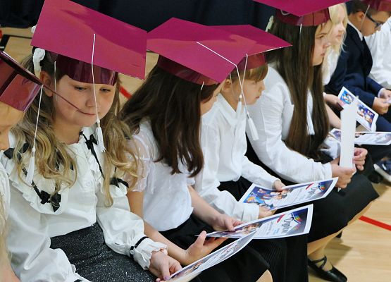 Uroczystość pasowania na ucznia klas 1 w Zespole Szkół w Garczegorzu - X 2025r.