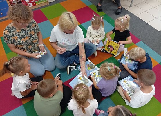 Grafika 2: Spotkanie z Panią Bibliotekarką