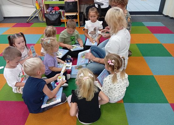 Grafika 4: Spotkanie z Panią Bibliotekarką