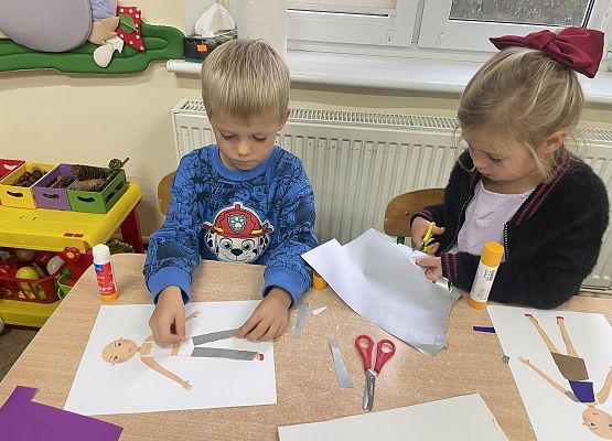 Grafika 1: ,,L" JAK LALKA