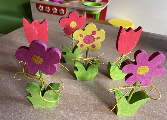 Grafika 6: ŚWIĘTO DZIEWCZYNEK