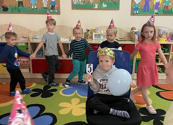 Grafika 12: JESIENNI SOLENIZANCI