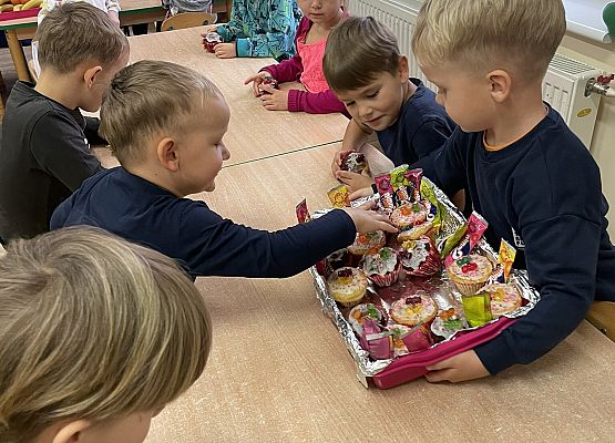 Grafika 16: JESIENNI SOLENIZANCI