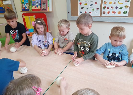 Grafika 4: WARZYWA Z MASY SOLNEJ