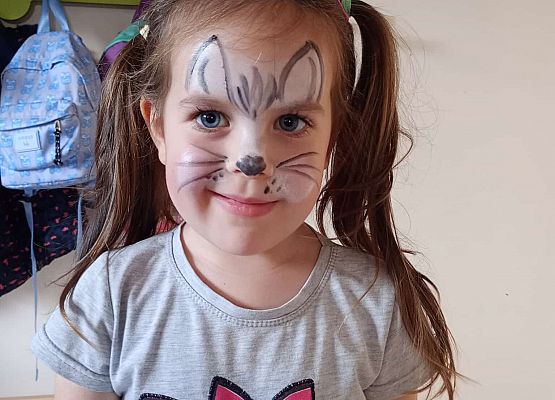 Grafika 56: Dzień Postaci z Bajek