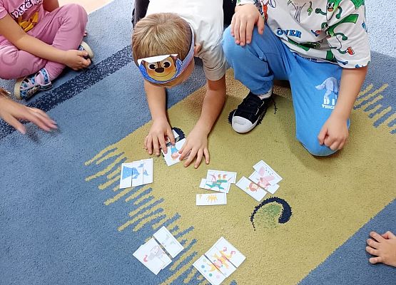 Grafika 26: Dzień Postaci z Bajek