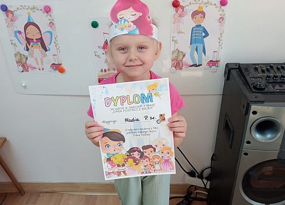 Grafika 48: Dzień Postaci z Bajek