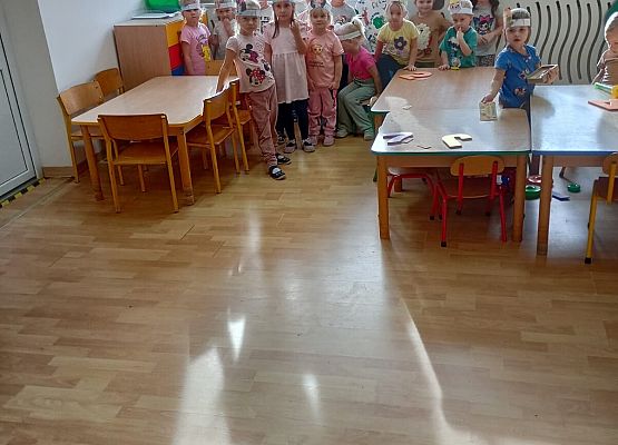 Grafika 19: Dzień Postaci z Bajek