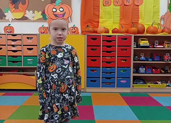 Grafika 33: ŚWIĘTO  DYNI