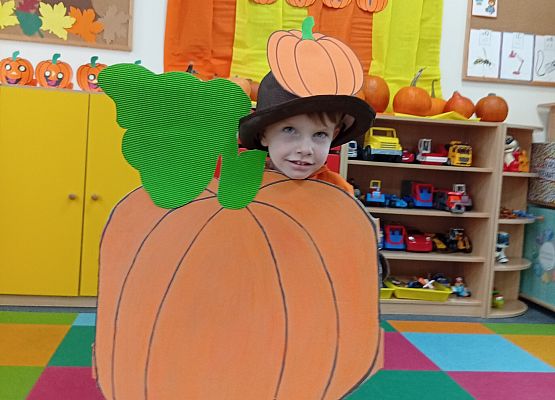 Grafika 35: ŚWIĘTO  DYNI