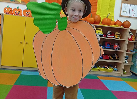 Grafika 36: ŚWIĘTO  DYNI