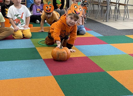 Grafika 11: ŚWIĘTO  DYNI